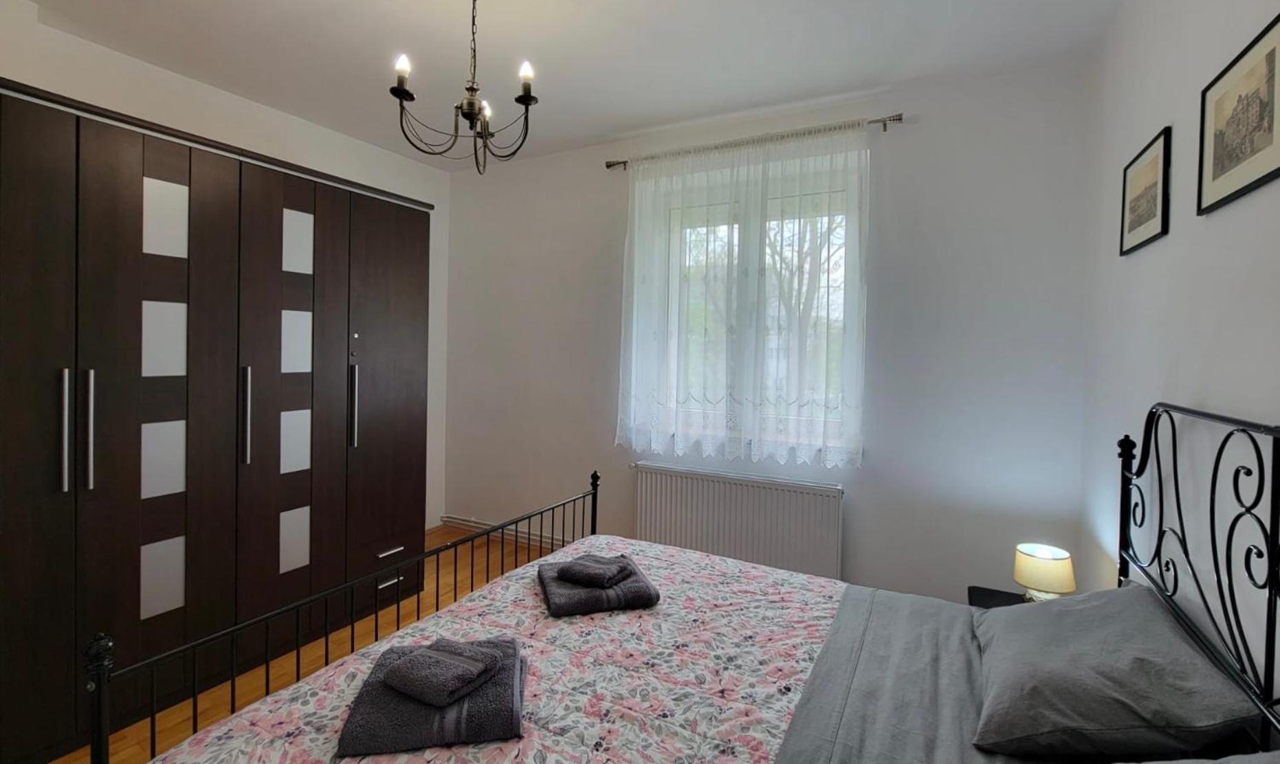 브라쇼브 Traveler'S Retreat 아파트 외부 사진